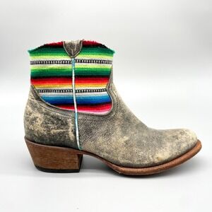 Macie Bean Womens 10M Chiquita Shortie Boots Serape Blanket Distressed Leather